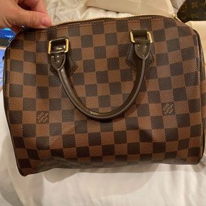 Louis Vuitton Speedy Damier in excellent condition